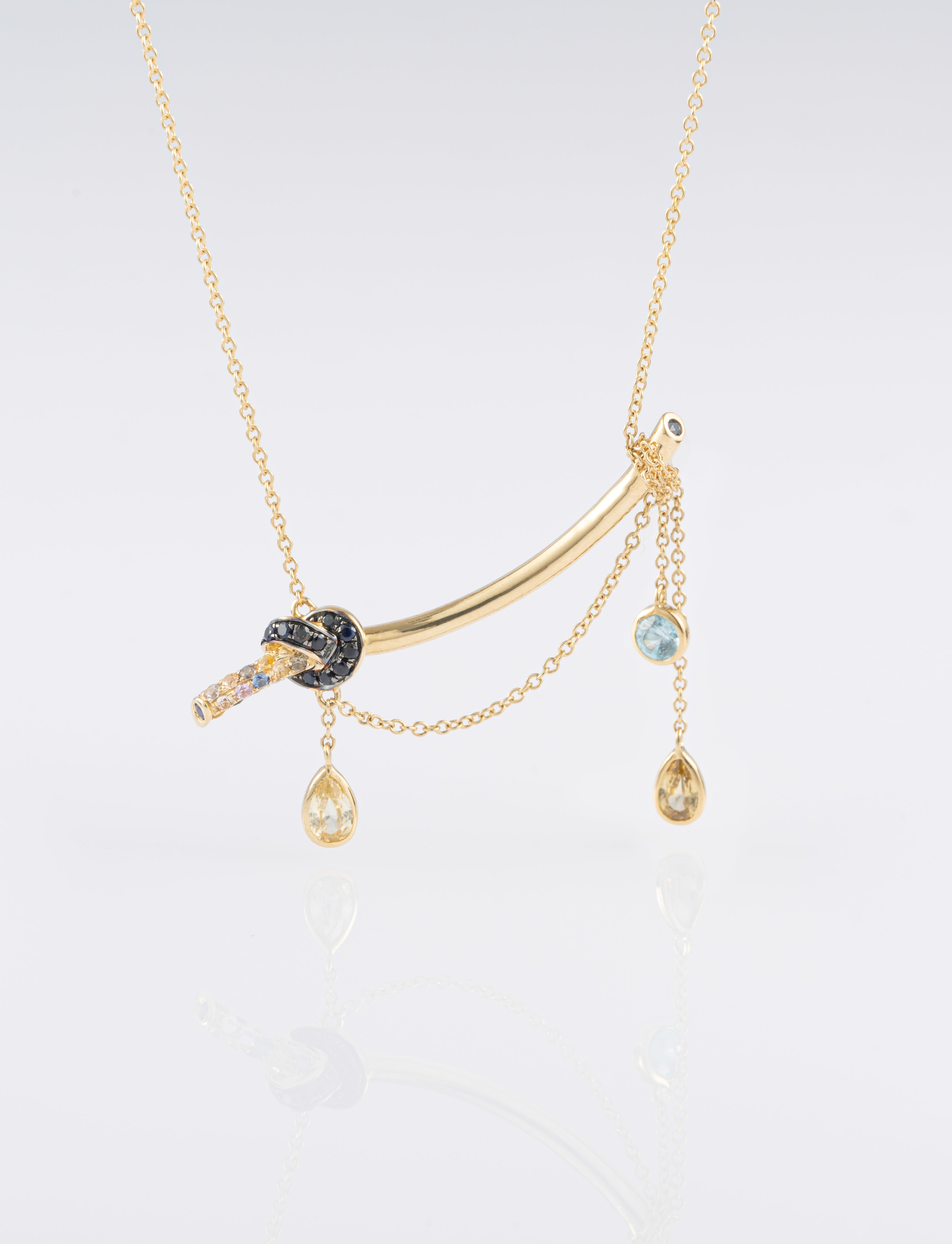 Vida Necklace
