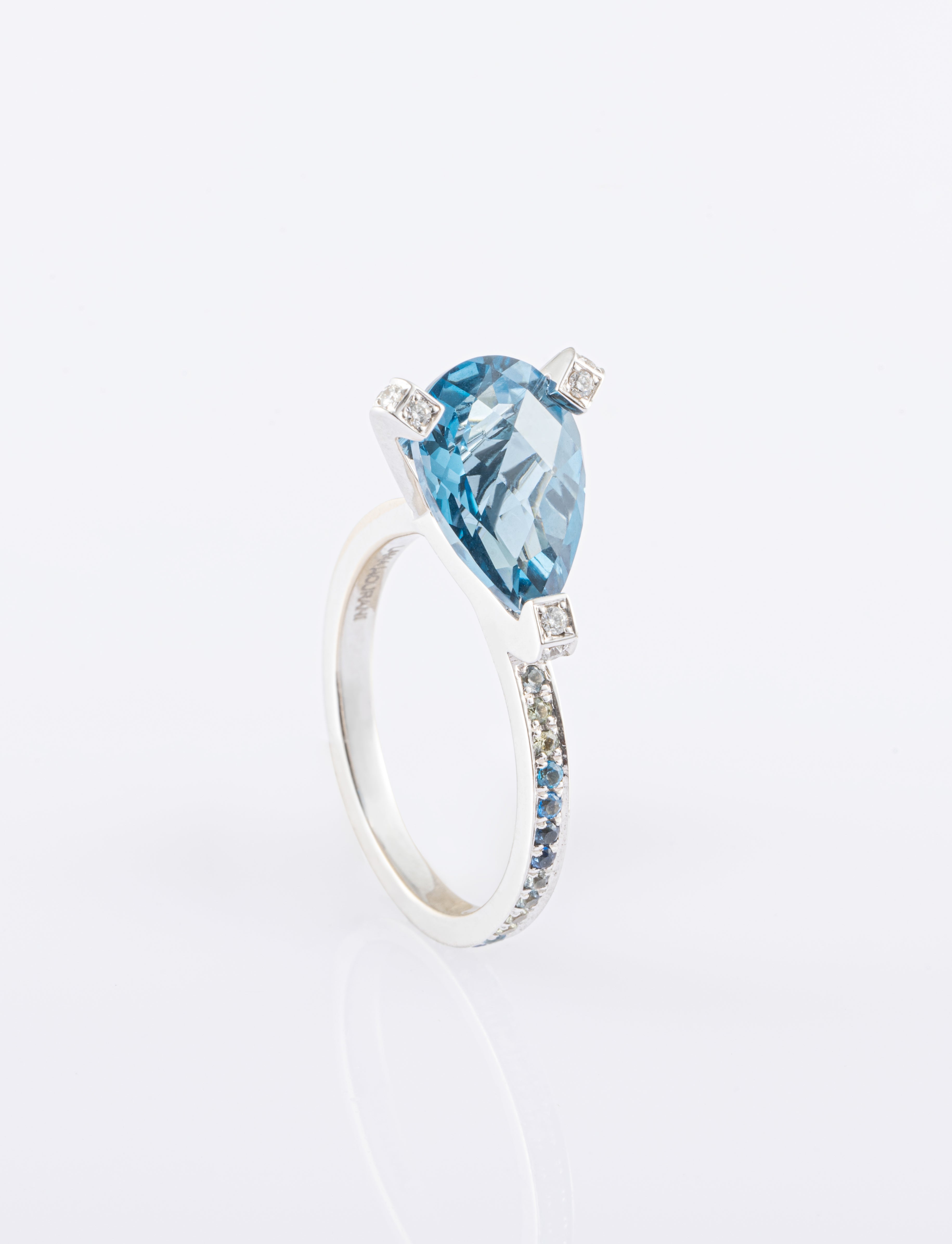 La Luna Side Rock Ring