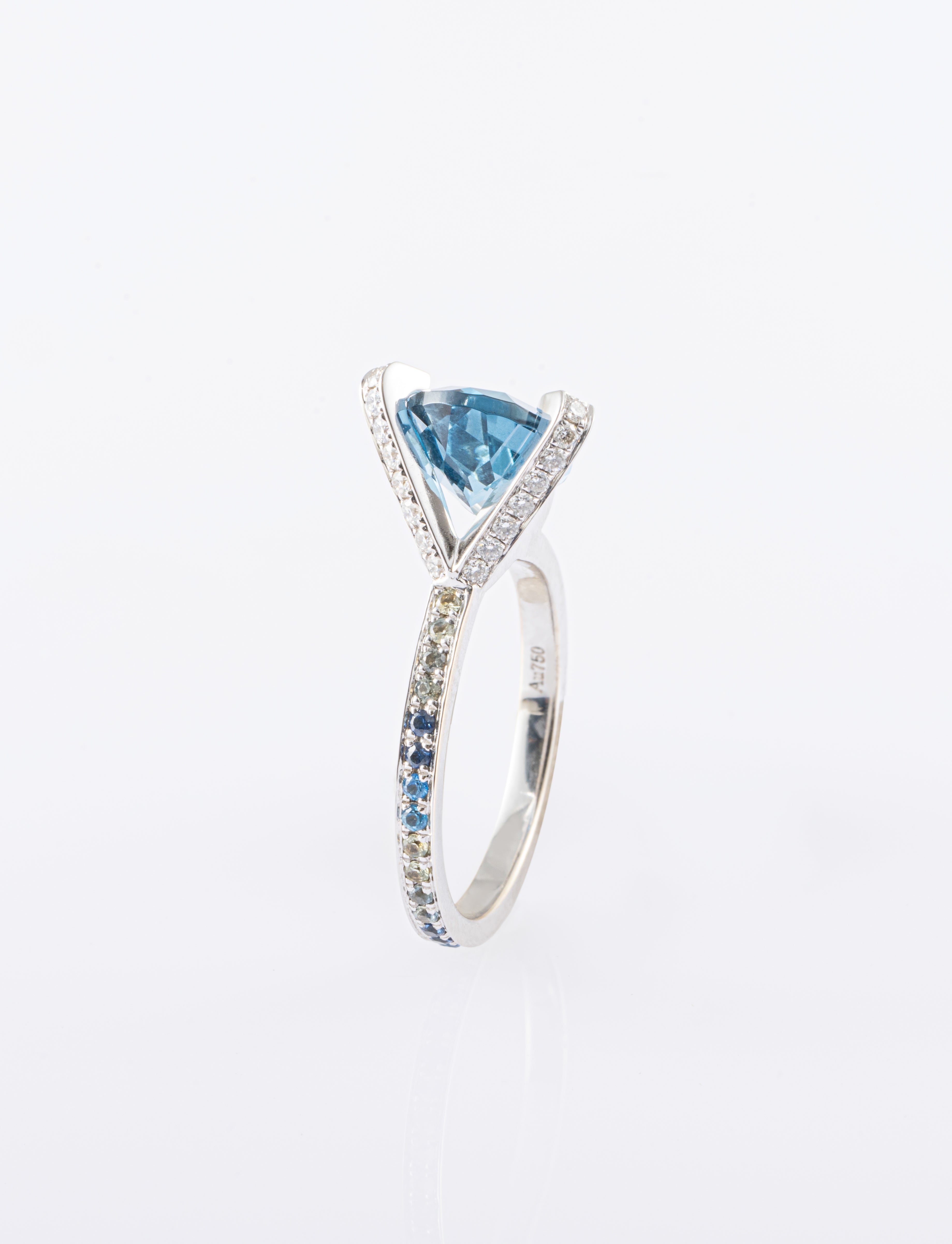 La Luna Side Rock Ring